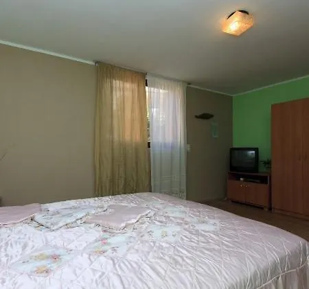 Luciano 1204 Apartamento